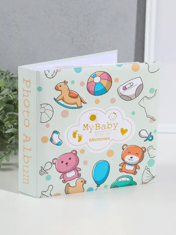 Фотоальбом на 200 фото 10х15 см "Малышковый" зелёный, бумажные листы 4,5х22х22,5 см