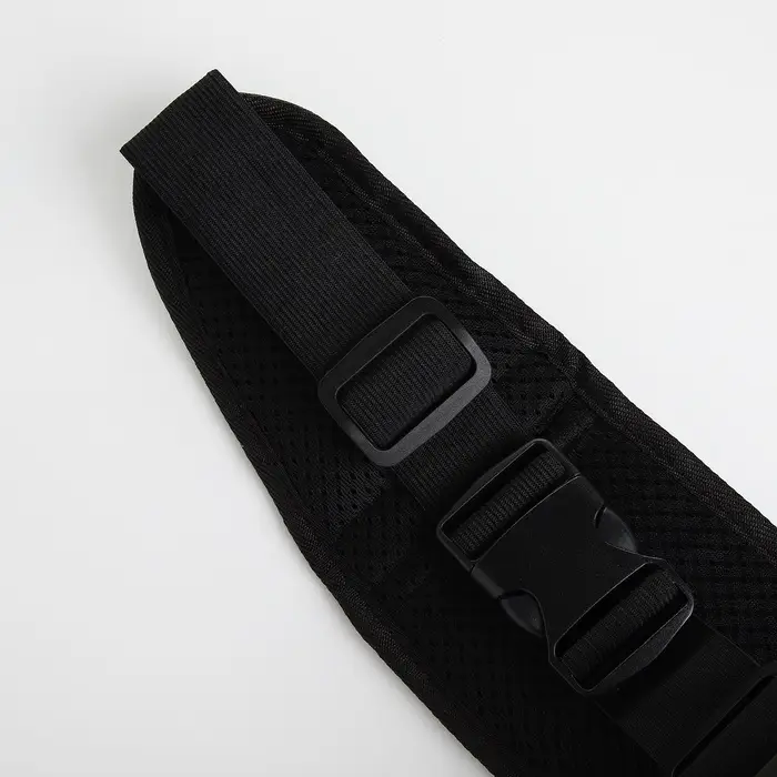 Сумка для бега, 3 отдела на молниях, светоотражающие элементы, отверстие для наушников, 50&times;0.1&times;11 см, розовая