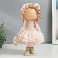 Интерьерная кукла текстильная &laquo;Малышка в чепчике и платье в горох, с корзиной цветов&raquo;, 36&times;14&times;16 см