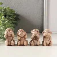 Набор фигурок &laquo;Обезьянки&raquo;, 4 шт., 6 см, слоновая кость