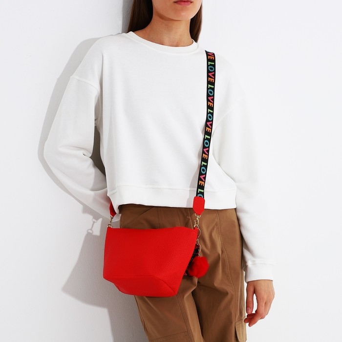 Сумка кросс-боди на молнии, цвет красный Сумка кросс-боди на молнии, цвет красный