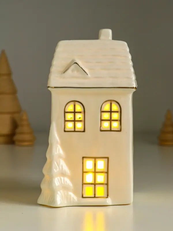 Сувенир керамика свет "Домик с ёлочкой" белый с золотом 7,5х6,5х14 см