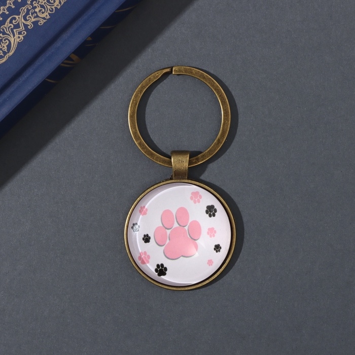 Брелок стекло, металл  Брелок стекло, металл "Круг. Следы кошки" d=3 см