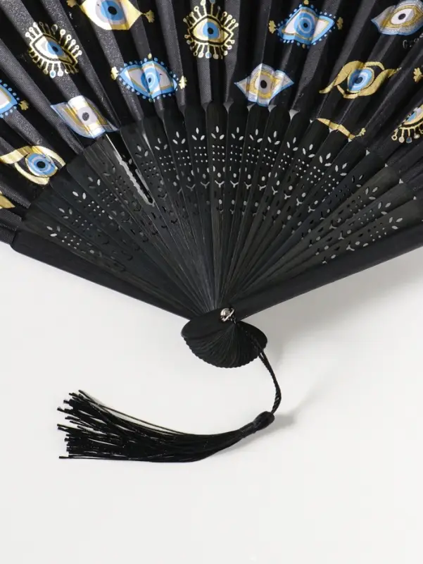 Веер складной с кисточкой &laquo;Глаза от сглаза&raquo;, чёрный с золотом, 23 см