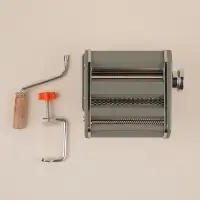 Лапшерезка ручная SL Home &laquo;Оливковая роща&raquo;, 21&times;15&times;13.5 см, нержавеющая сталь, оливковая