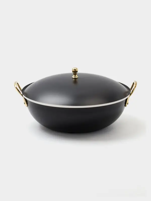 Блюдо глубокое с крышкой &laquo;Чёрный жемчуг&raquo;, 26.5&times;24.5&times;14 см, нержавеющая сталь, чёрное