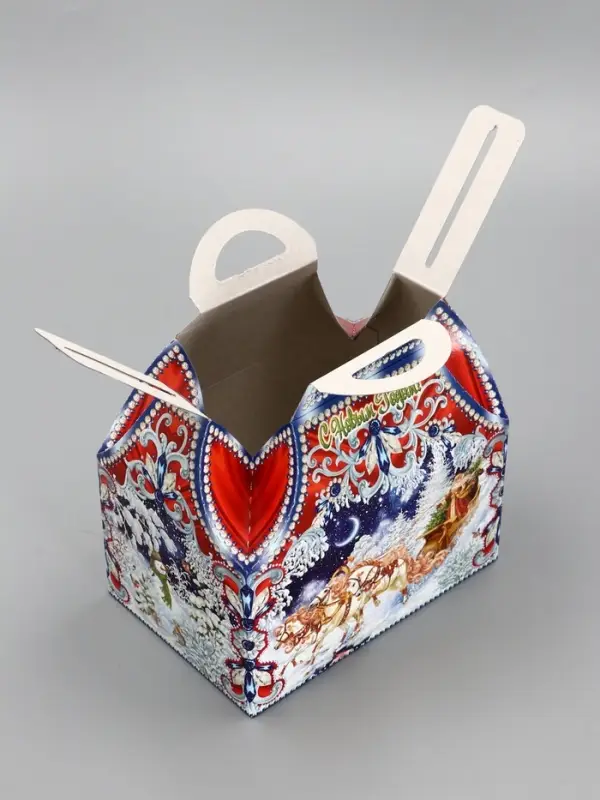 Подарочная новогодняя коробка «ЗИМНЯЯ ТРОЙКА в синем» Ларец малый, 18.5×12.5×19 см Подарочная новогодняя коробка «ЗИМНЯЯ ТРОЙКА в синем» Ларец малый, 18.5×12.5×19 см