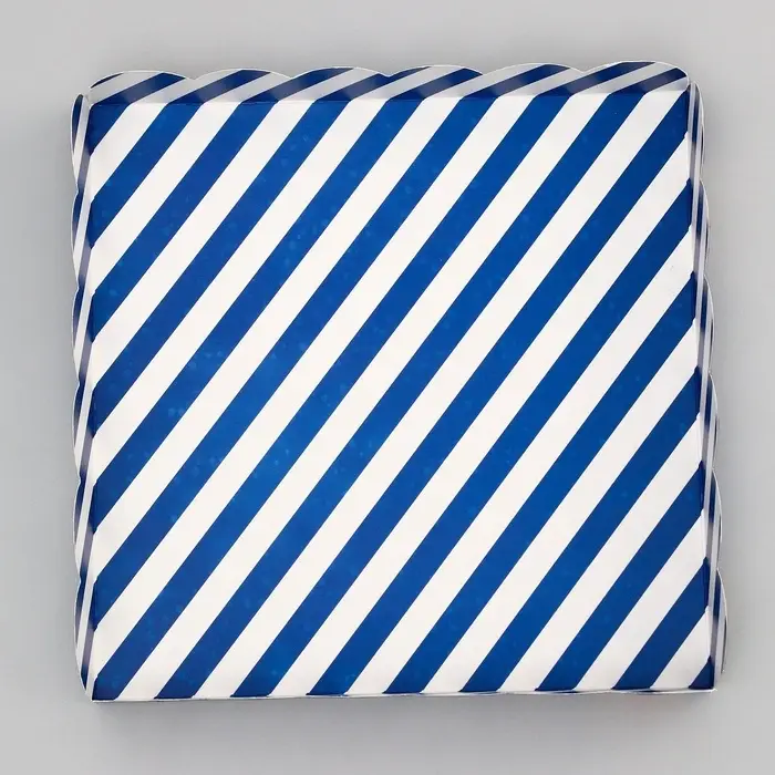 Коробка для печенья, «Новогодняя почта», 18×18×3 см