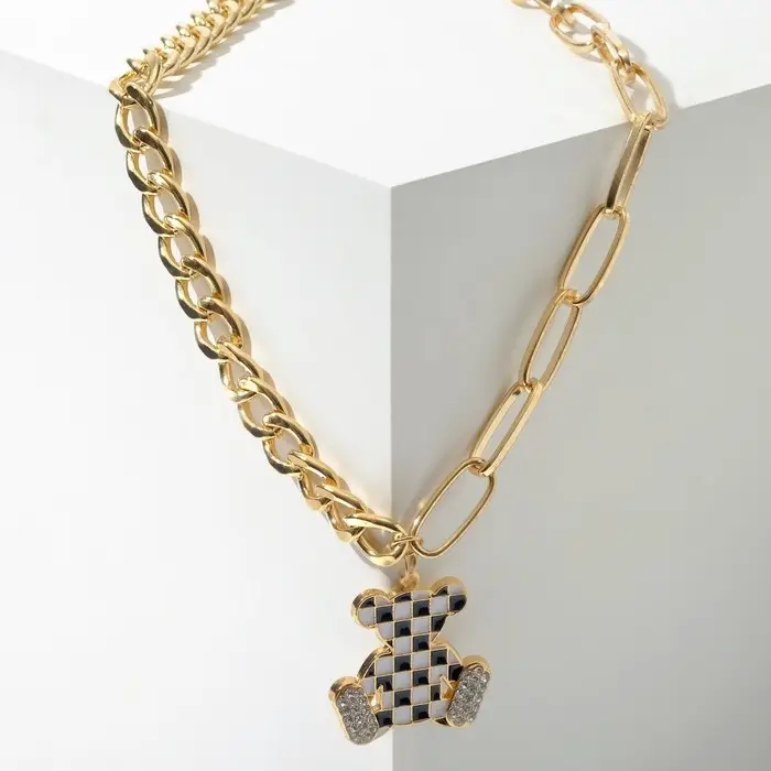 Кулон «Цепь» мишка шахматный, цвет чёрно-белый в золоте, 42 см Кулон «Цепь» мишка шахматный, цвет чёрно-белый в золоте, 42 см