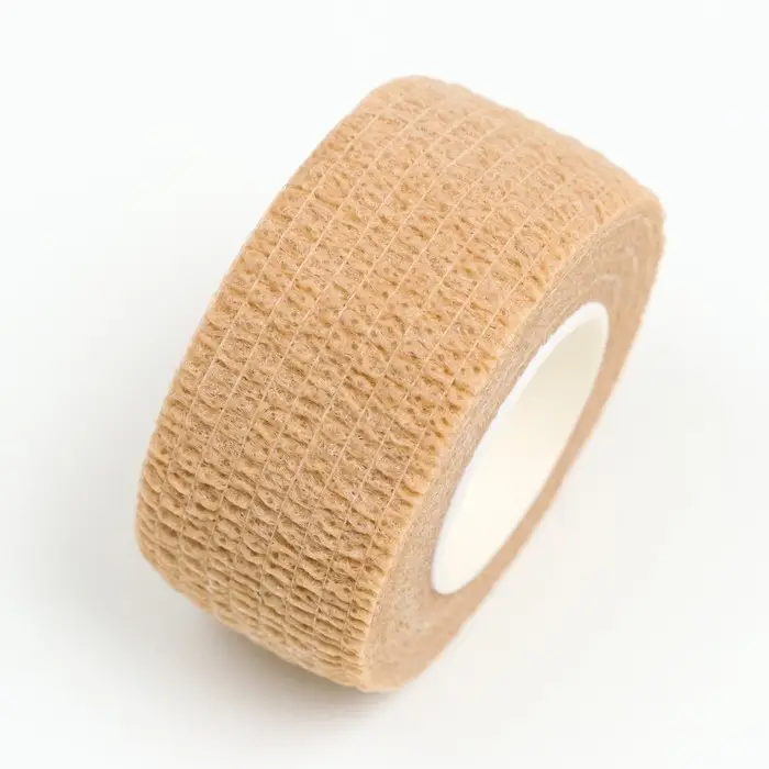 Бинт самофиксирующийся с горькой пропиткой, 2,5 см, макс. растяжимость 4,5 м, бежевый Бинт самофиксирующийся с горькой пропиткой, 2,5 см, макс. растяжимость 4,5 м, бежевый
