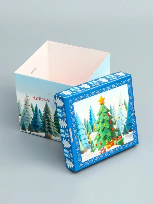 Подарочная новогодняя коробка крышка-дно с атласной лентой 17×17×17 см Подарочная новогодняя коробка крышка-дно с атласной лентой 17×17×17 см