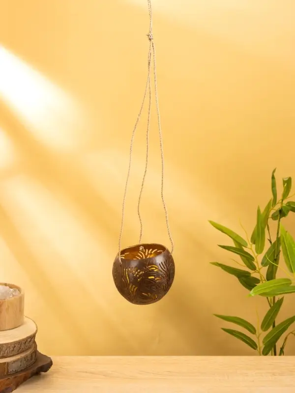 Подсвечник подвесной из кокоса, 9-12 см, коричневый Подсвечник подвесной из кокоса, 9-12 см, коричневый
