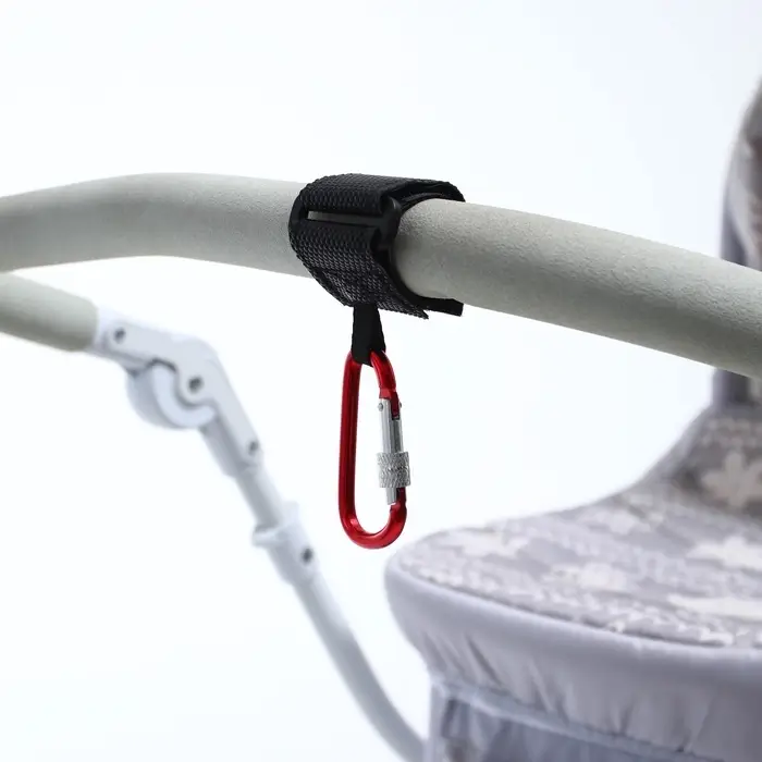 Крючок карабин для сумок на коляску, на липучке, экокожа, красный