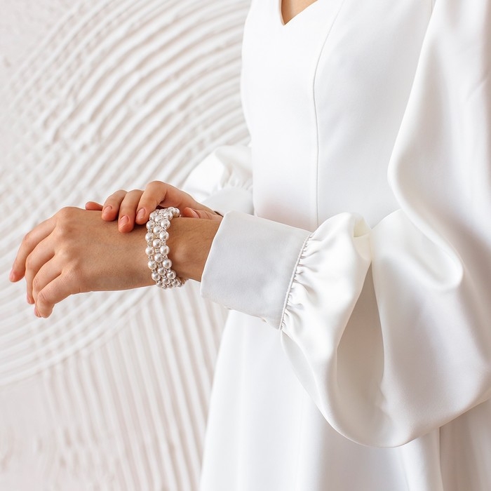 Браслет-пружинка «Жемчужный ряд» 3 ряда, d=6,5 цвет белый в серебре Браслет-пружинка «Жемчужный ряд» 3 ряда, d=6,5 цвет белый в серебре