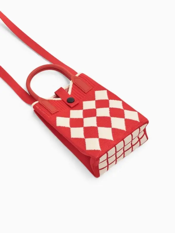 Сумка подр Ромбы, 12*4*17, отд на кнопке, дл ремень, красный Сумка подр Ромбы, 12*4*17, отд на кнопке, дл ремень, красный