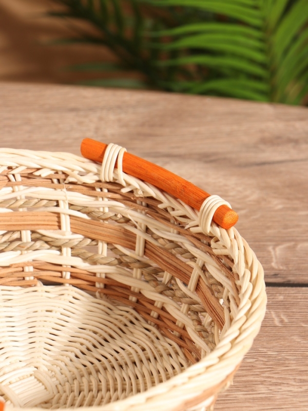 Корзина плетеная 22x22x9 см, ротанг