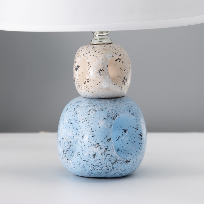 Настольная лампа с абажуром RISALUX «Эмма», Е14, 40 Вт, 20×20×27 см Настольная лампа с абажуром RISALUX «Эмма», Е14, 40 Вт, 20×20×27 см