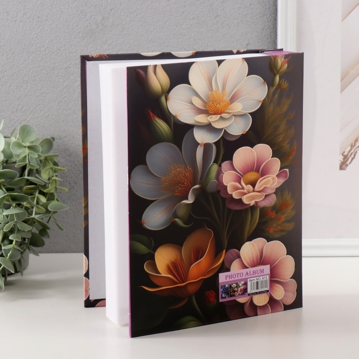 Фотоальбом на 200 фото 10х15 см Фотоальбом на 200 фото 10х15 см "Шиповник" в коробке 25,8х21х5 см