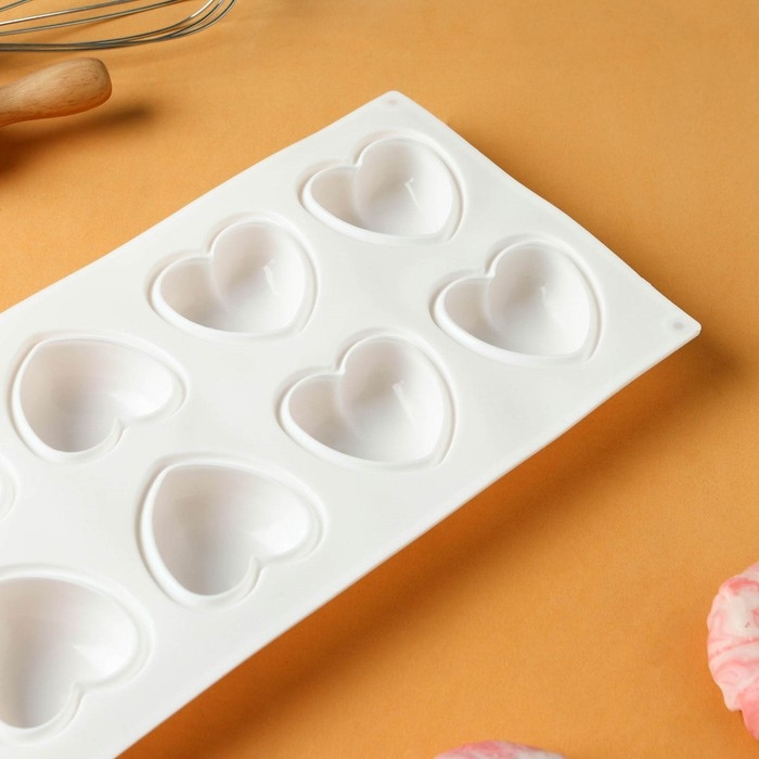 Форма для муссовых десертов и выпечки KONFINETTA «Сердца», 30×17,5×3 см, 8 ячеек (6,2×6 см), цвет белый Форма для муссовых десертов и выпечки KONFINETTA «Сердца», 30×17,5×3 см, 8 ячеек (6,2×6 см), цвет белый