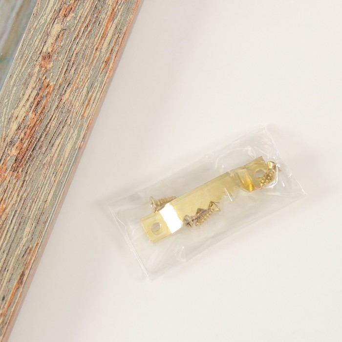 Фоторамка пластик на 4 фото 10х15 см  Фоторамка пластик на 4 фото 10х15 см "Аврора" цвет натуральное дерево 31,5х31,5 см