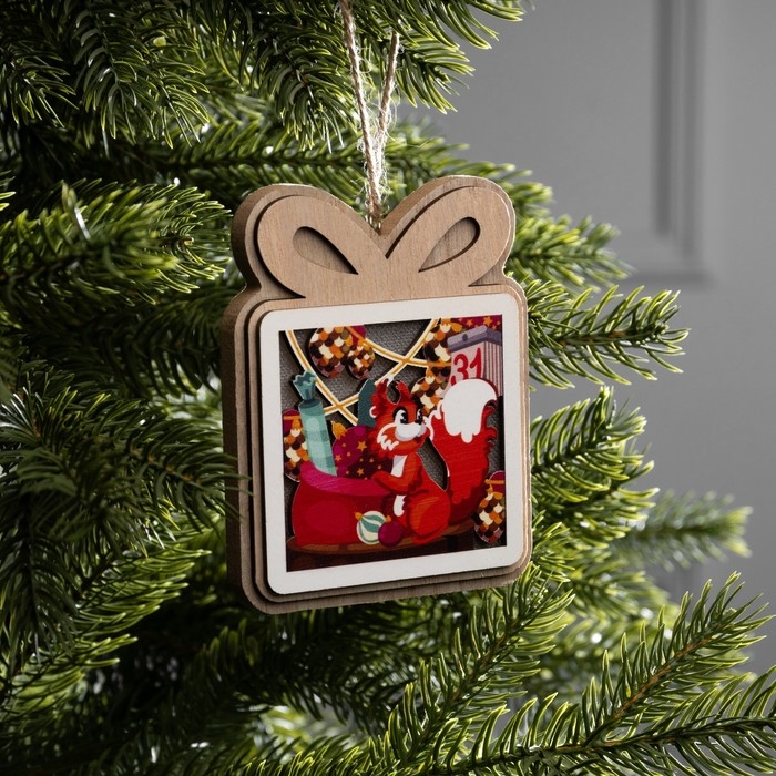 Подвеска световая Подвеска световая "Белочка с подарками", 11х9 см, LR41x3 (в компл.), свечение тёплое белое