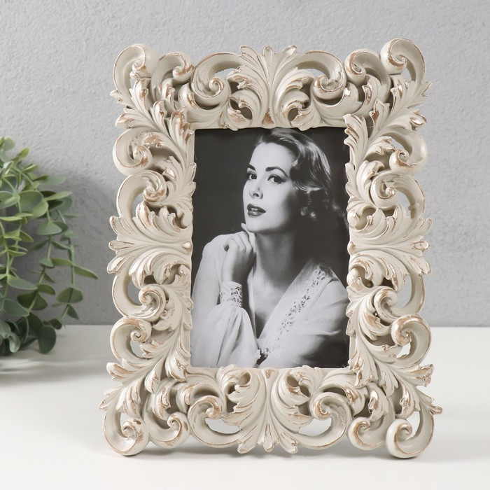 Фоторамка полистоун 10х15 см Фоторамка полистоун 10х15 см "Раскидистые листья" белая с патиной 23,2х18,4х2 см