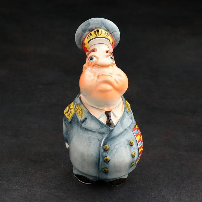 Набор фарфоровый: штоф «Генерал», 0.5 л + 3 рюмки, гильза Набор фарфоровый: штоф «Генерал», 0.5 л + 3 рюмки, гильза