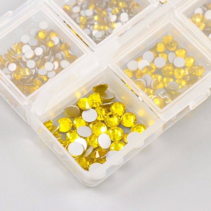 Декор для творчества стекло Декор для творчества стекло "Стразы. Жёлтый" d=2-4,8 мм н-р 1188 шт 6х8х1,5 см