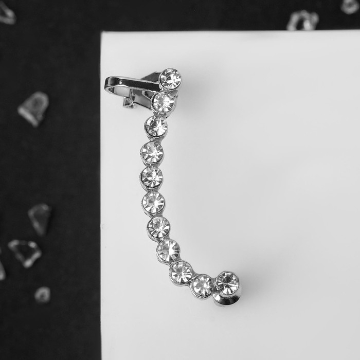 Серьга «Кафф» стразы классика, на правое ухо, цвет белый в серебре Серьга «Кафф» стразы классика, на правое ухо, цвет белый в серебре