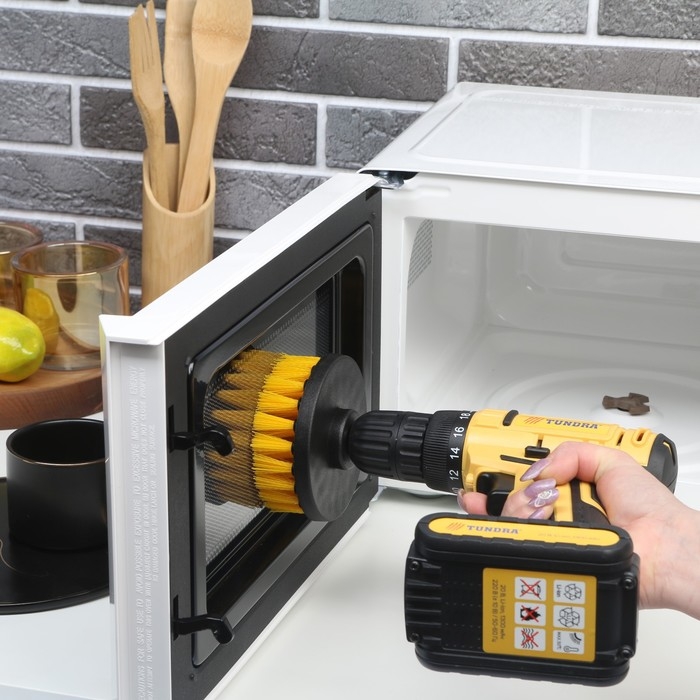 Насадка щетка на шуруповерт ТУНДРА, d=100 мм, высота 25 мм, шестигранный хвостовик Насадка щетка на шуруповерт ТУНДРА, d=100 мм, высота 25 мм, шестигранный хвостовик