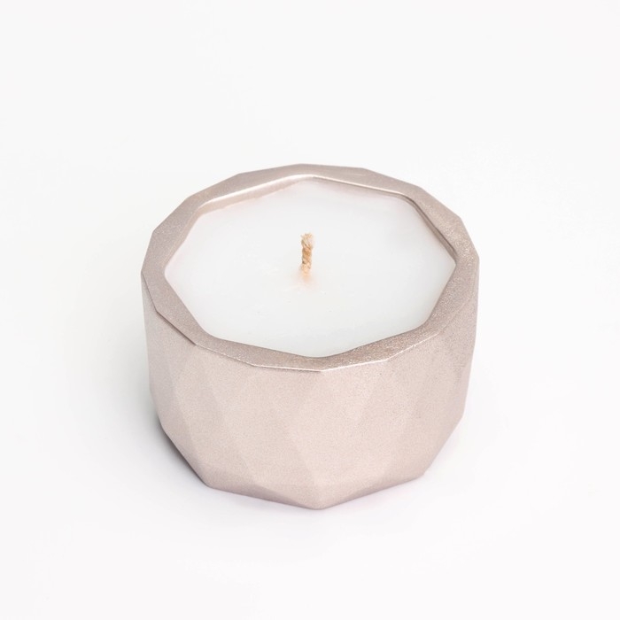 Свеча  Свеча "Мрамор" в подсвечнике из гипса, 8,5х6см, шампань