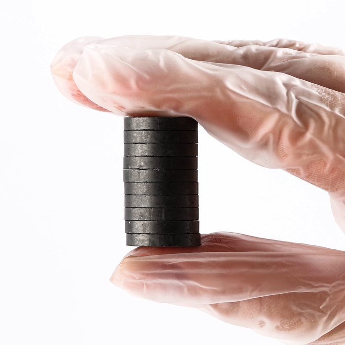 Магнит «Круг» набор 10 шт., размер 1 шт. — 1,8 × 1,8 × 0.3 см Магнит «Круг» набор 10 шт., размер 1 шт. — 1,8 × 1,8 × 0.3 см