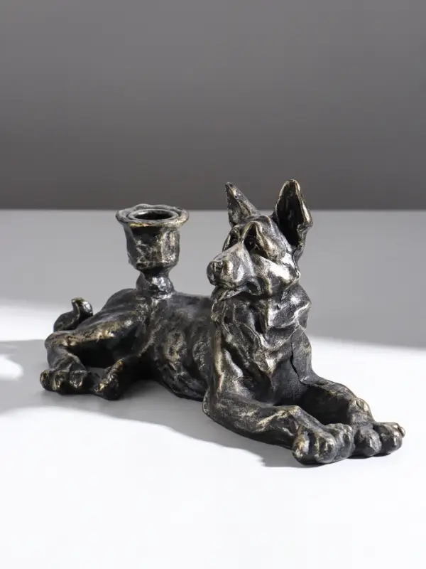 Подсвечник на 1 свечу &laquo;Шарж. Овчарка&raquo;, полистоун, под бронзу, 28&times;10.8&times;13 см