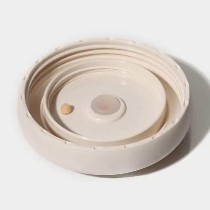 Кружка &laquo;Бьорн&raquo;, 850 мл, с крышкой и трубочкой, стекло, бежевая