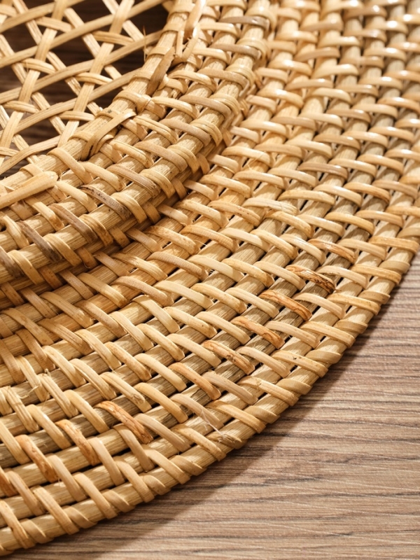 Тарелка плетеная ротанг Тарелка плетеная ротанг "Сетка", 33х33х3 см