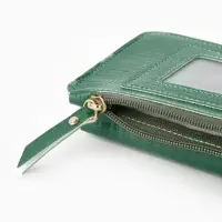 Сумка на магните, с длинным ремнём, однотонная, 10&times;2.5&times;20 см, зелёная