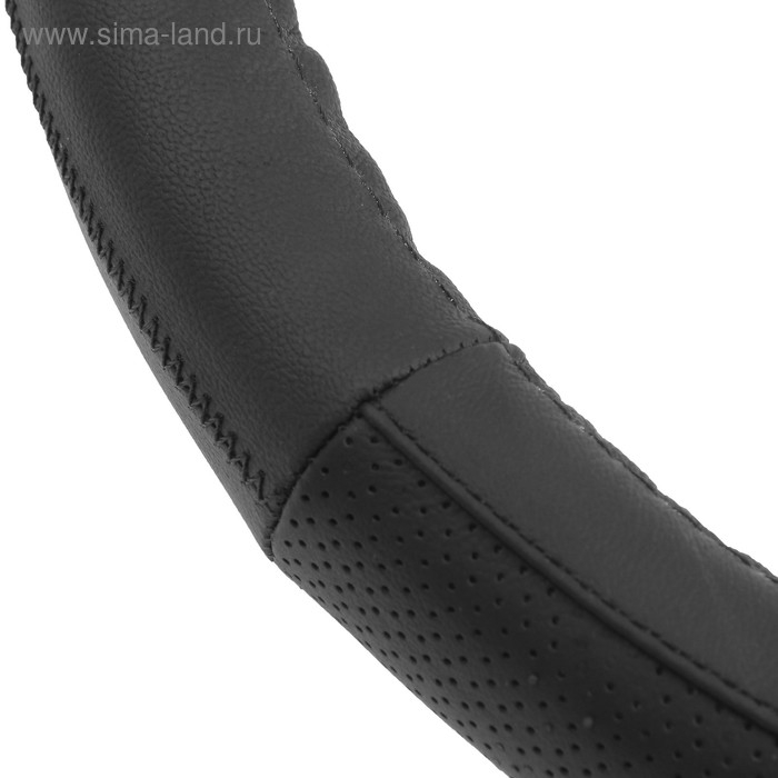 Оплетка на руль Cartage, натуральная кожа, перфорация, размер 38 см, черный Оплетка на руль Cartage, натуральная кожа, перфорация, размер 38 см, черный