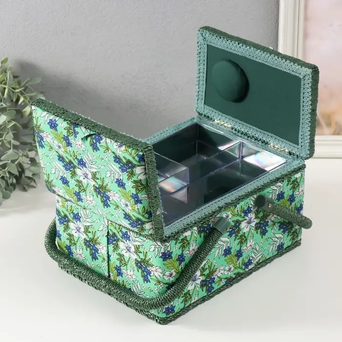 Шкатулка для рукоделия и шитья &laquo;Полевые цветы на зелёном&raquo;, хранение ниток, иголок, мелочи, 19&times;26&times;14.5 см