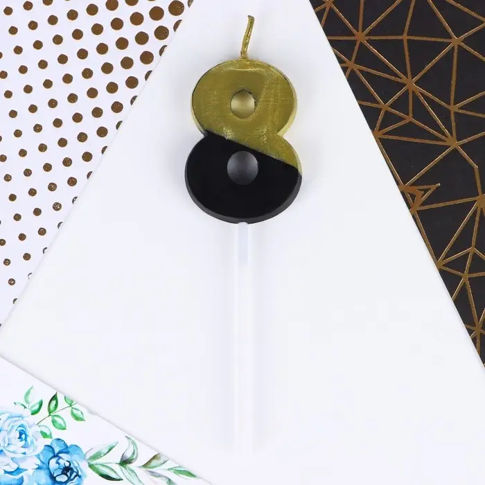 Свеча для торта, цифра «8», 11,5 х 2,3 см Свеча для торта, цифра «8», 11,5 х 2,3 см