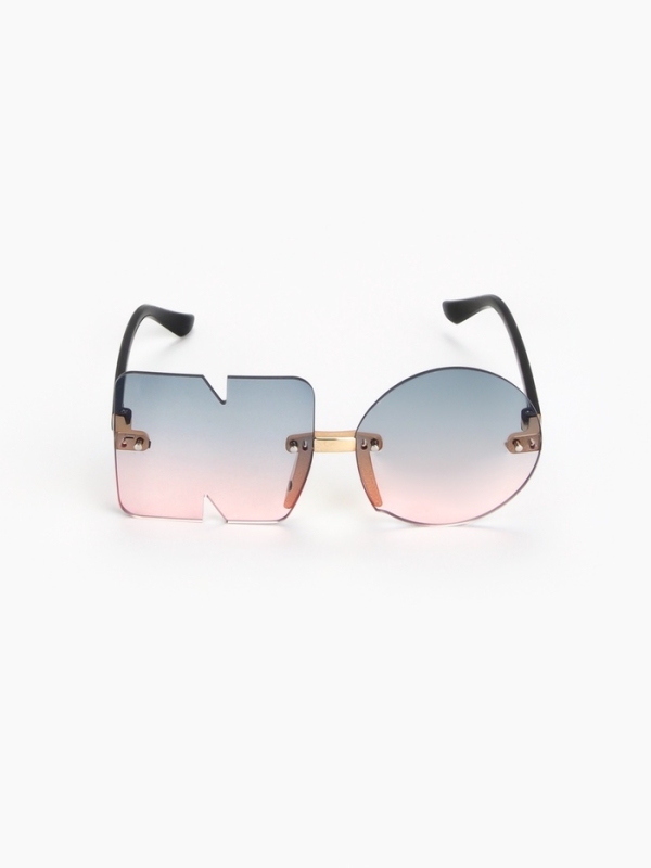 Очки солнцезащитные женские, дужка 12.2 см, ширина 12.3 см, линза 5.2 х 5.3 см Очки солнцезащитные женские, дужка 12.2 см, ширина 12.3 см, линза 5.2 х 5.3 см