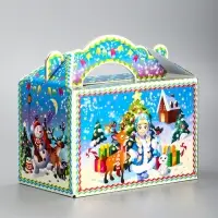 Подарочная новогодняя коробка &laquo;Яркий Новый год&raquo;, Чемоданчик средний 20&times;12&times;19 см