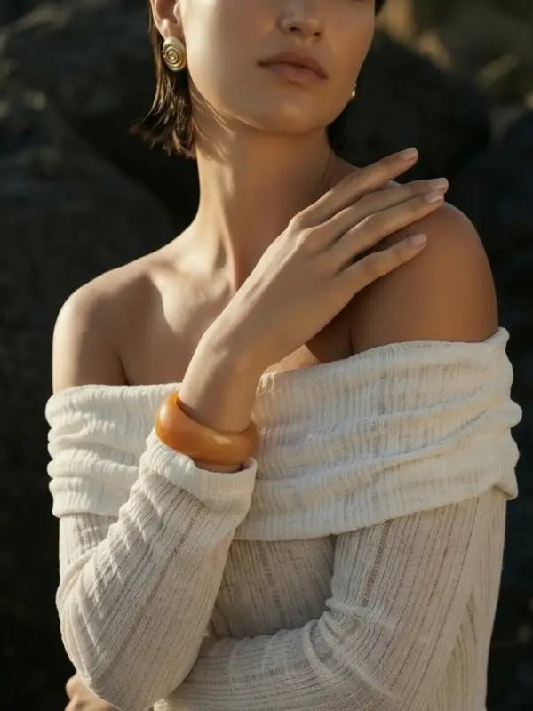 Браслет манжета &laquo;Тренд&raquo;, d=9 см, широкий, акрил, светло-коричневый