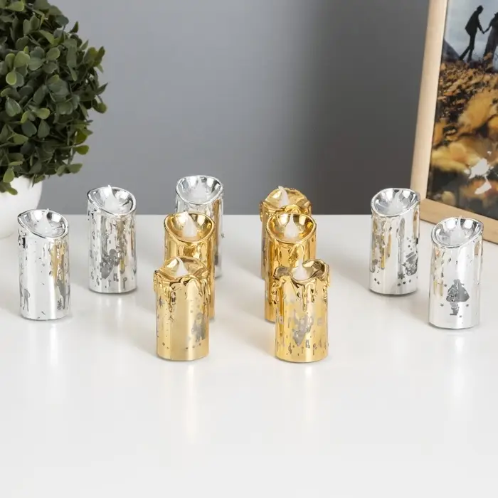 Светодиодная свеча, ночник LED RISALUX &laquo;Новый год&raquo;, от батареек, 3.8&times;3.8&times;7.5 см, МИКС