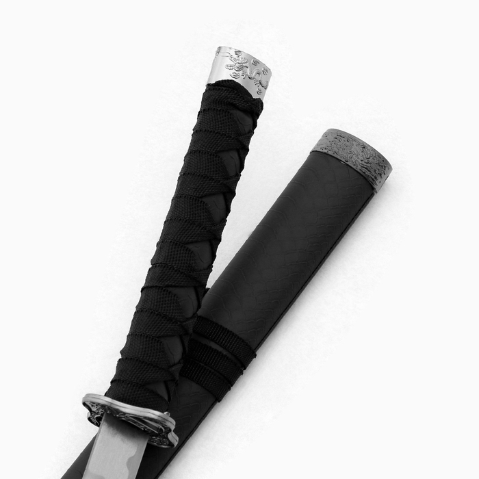 Сувенирное оружие Сувенирное оружие "Катана Орочи" 89 см, клинок 46 см, ножны под змеиную кожу