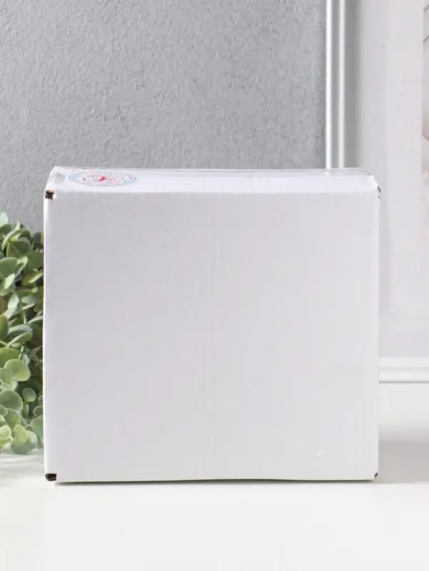 Сувенир полистоун "Принцесса-лягушка в короне" золото 19х9,3х16,5 см