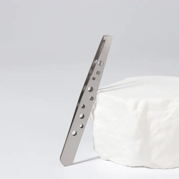 Пинцет скошенный, широкий, 9.5 см