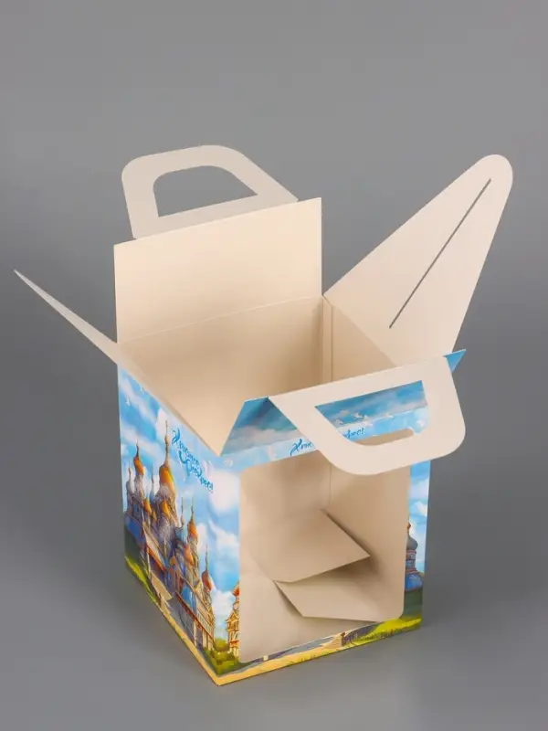 Коробка подарочная пасхальная с окном &laquo;Русский Храм&raquo;, 15&times;15&times;18 см