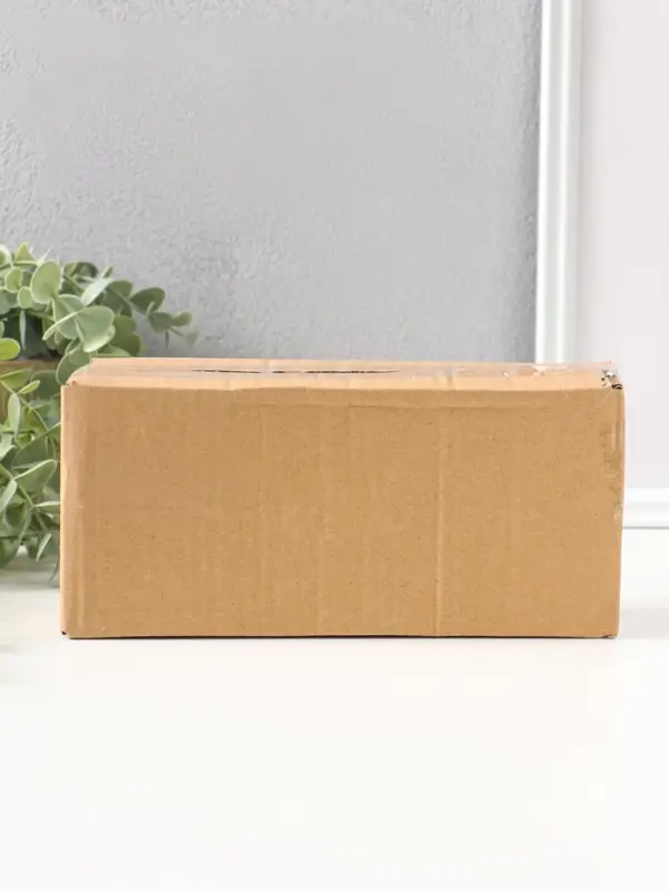 Сувенир полистоун "Зайчик в сером комбинезоне, со шляпой, лопатой" 19,5 см