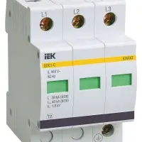 KARAT Ограничитель импульсного перенапряжения ОПС1-C 3P In=20кА Un=400В Im=40кА IEK