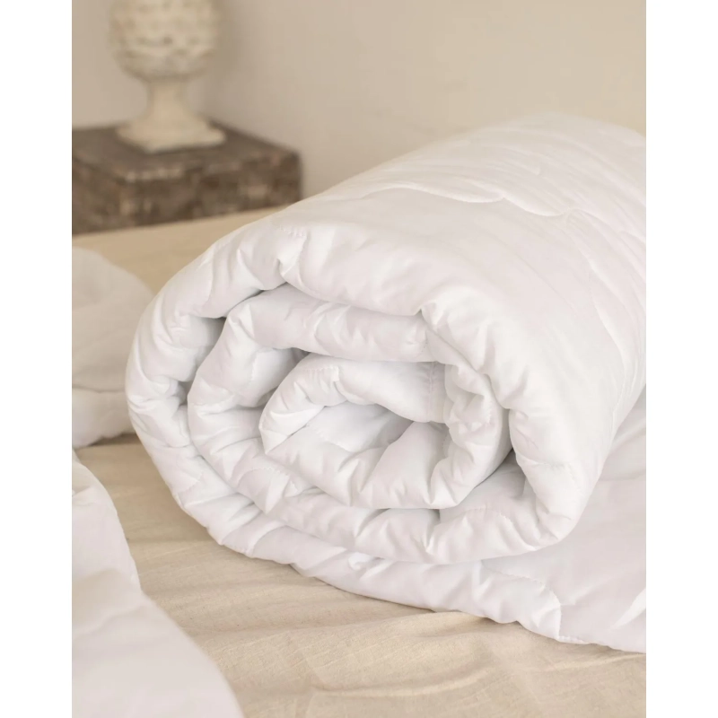 Одеяло Luscan 140х205 стег, кант, 300-350гр/м2 (холлофайбер/микрофибра),бел